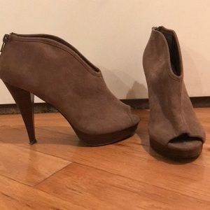 Peep Toe Heeled Booties Size 8